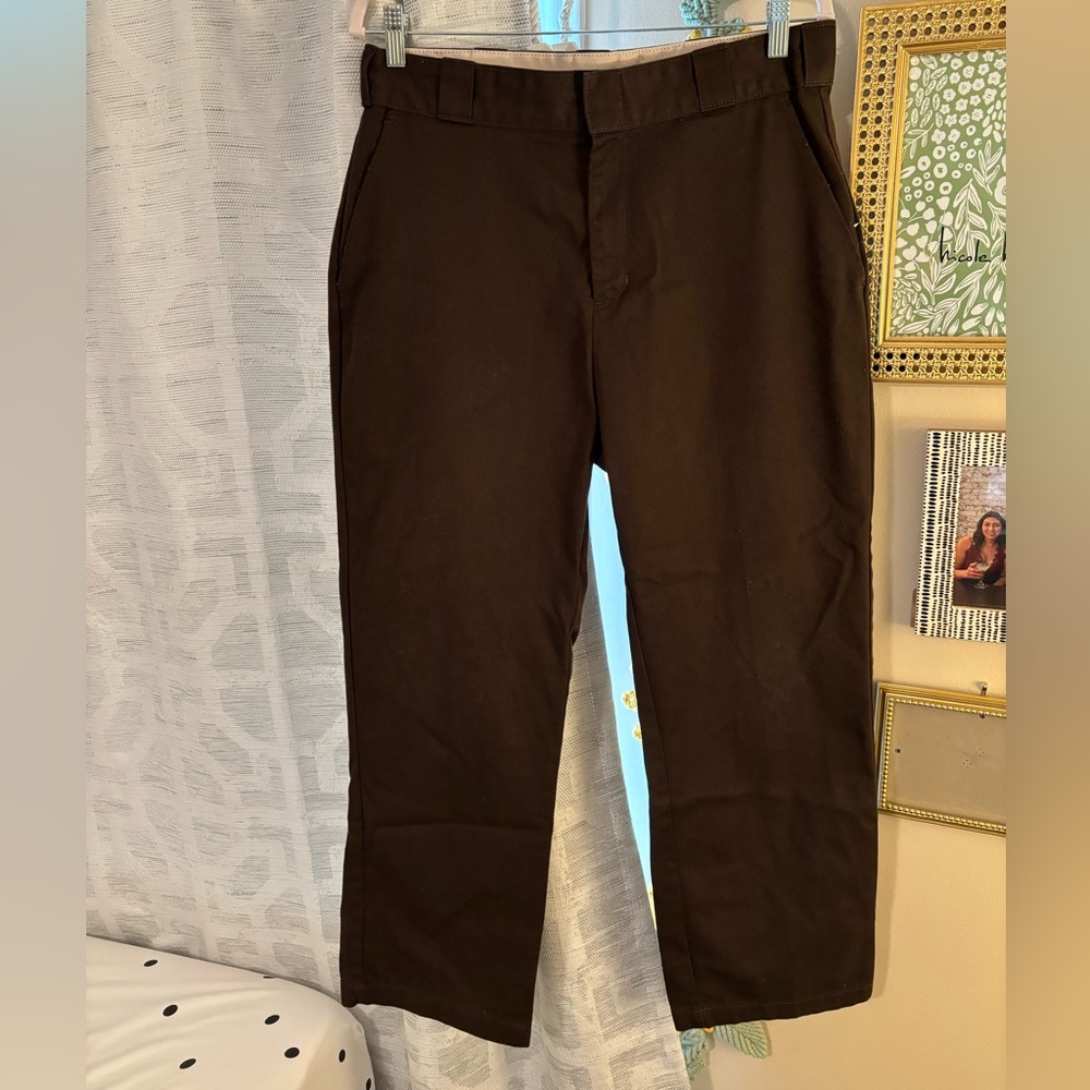 brown dickies trousers